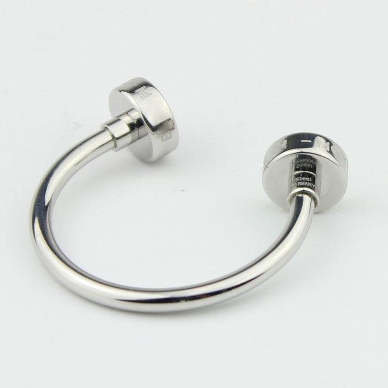 fashion stainless steel line design keychain hot sale keyring, men europe famous keychain black Resin u, Silver
fashion stainless steel line design keychain hot sale keyring, men europe famous keychain black Resin u, Silver