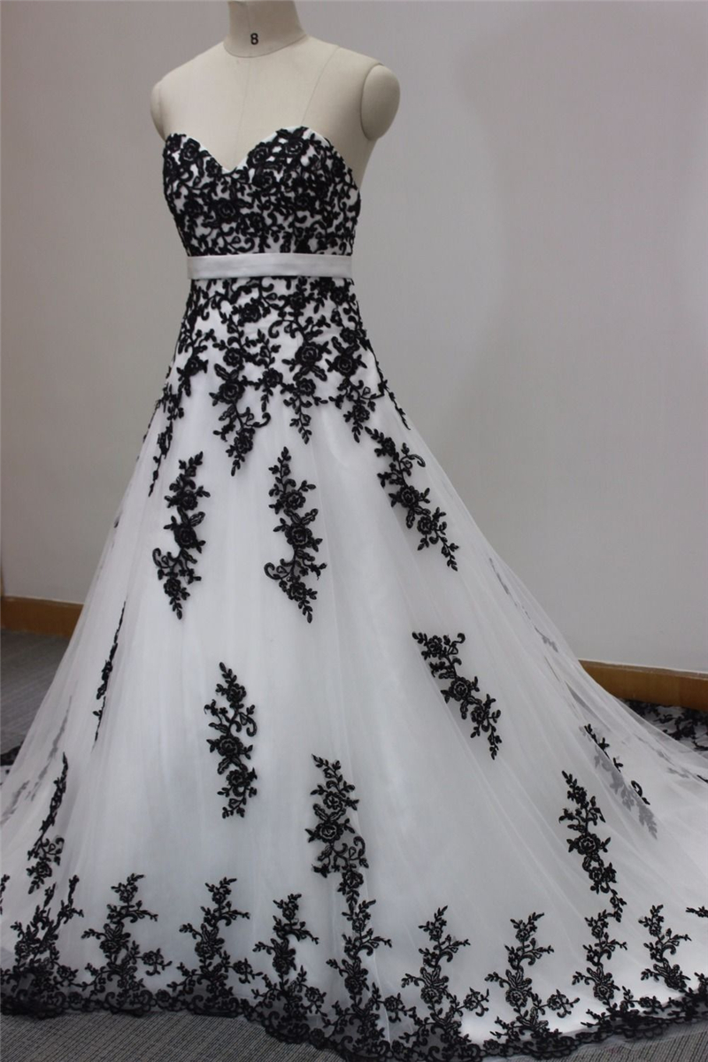 White and Black Lace Wedding Dresses Ball Gown With Off Shoulder Appliques Party Dress Bridal Gowns QC1011, Ivory
White and Black Lace Wedding Dresses Ball Gown With Off Shoulder Appliques Party Dress Bridal Gowns QC1011, Ivory