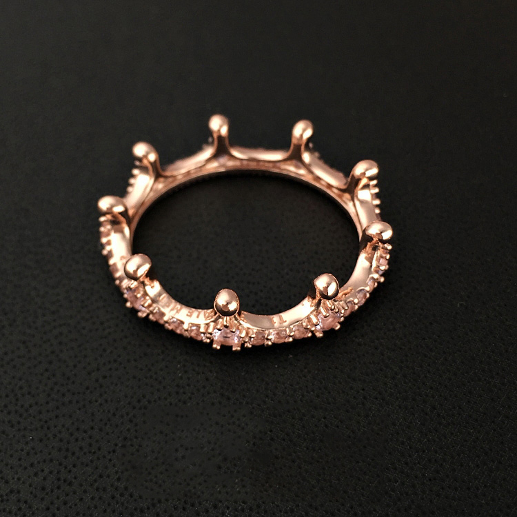 Brand New 18K Rose Gold plated Crown Ring with CZ Diamond Original Gift box for Pandora 925 Sterling Silver Jewelry Rings for Women
Brand New 18K Rose Gold plated Crown Ring with CZ Diamond Original Gift box for Pandora 925 Sterling Silver Jewelry Rings for Women