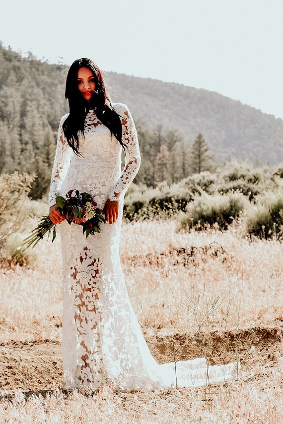 Modest Mermaid Wedding Dresses Jewel Neck Long Sleeve Hollow Back Chapel Train Country Bridal Gowns Garden Plus Size Wedding Dress