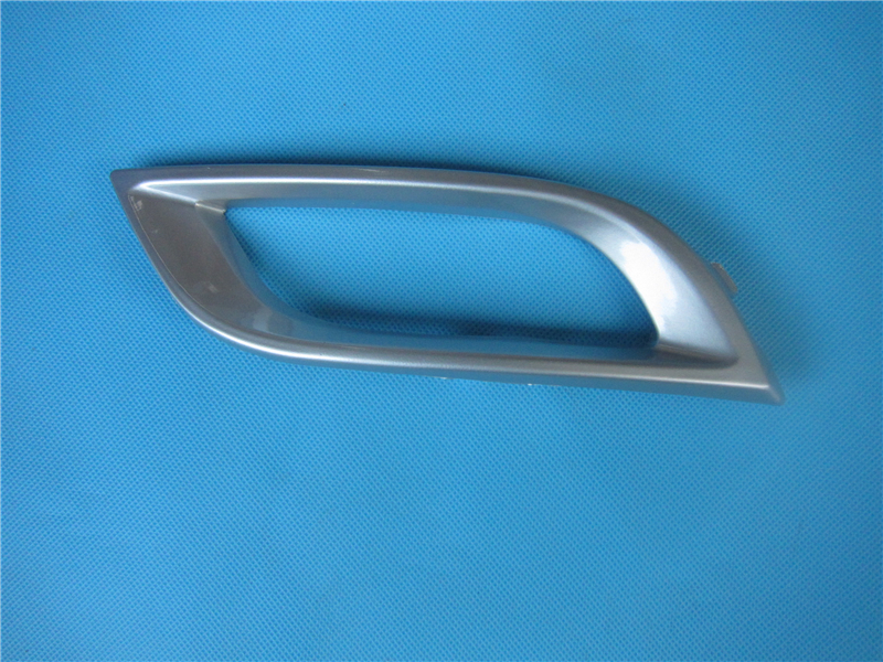 Fog lamp light cover trim Chrome colour decorate for Mazda 3 BL 2008-2010 Roof model BFF7-50-C22 BFF7-50-C12
