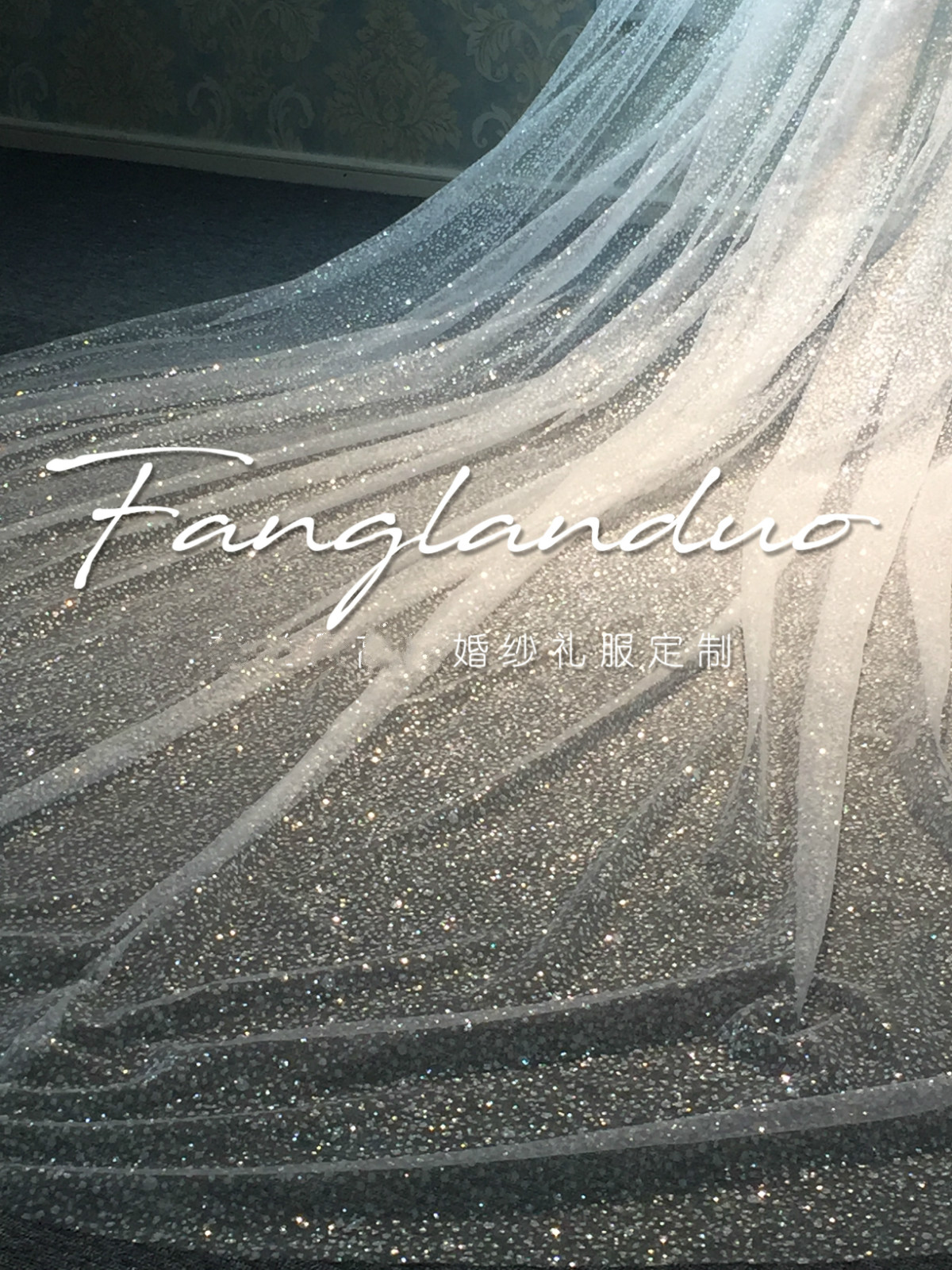 2018 New Arrival Bling Wedding Viels Two Layers Beaded Cathedral Length Bride Veils Custom Made Ivory White Wedding Veils