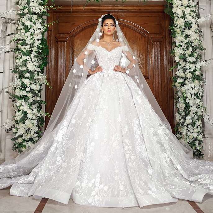 vintage wedding dresses off shoulder lace floral appliques chapel wedding dress customized plus size bridal gowns with cathedral train