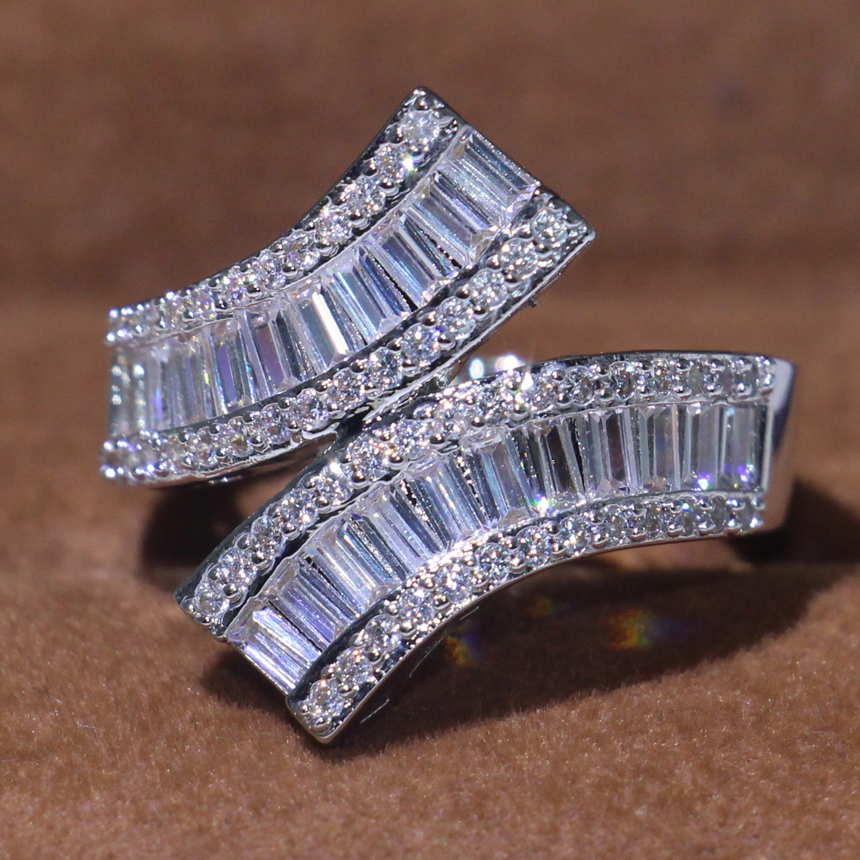 Classical Fashion Jewelry 925 Sterling Silver Princess Cut Full White Clear 5A Zirconia Square CZ Diamond Party Engagement Cross Ring Gift