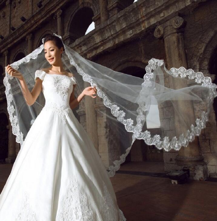 cheap singlelayer bridal veil for weddings featuring attractive appliques available in classic ivory white bold red