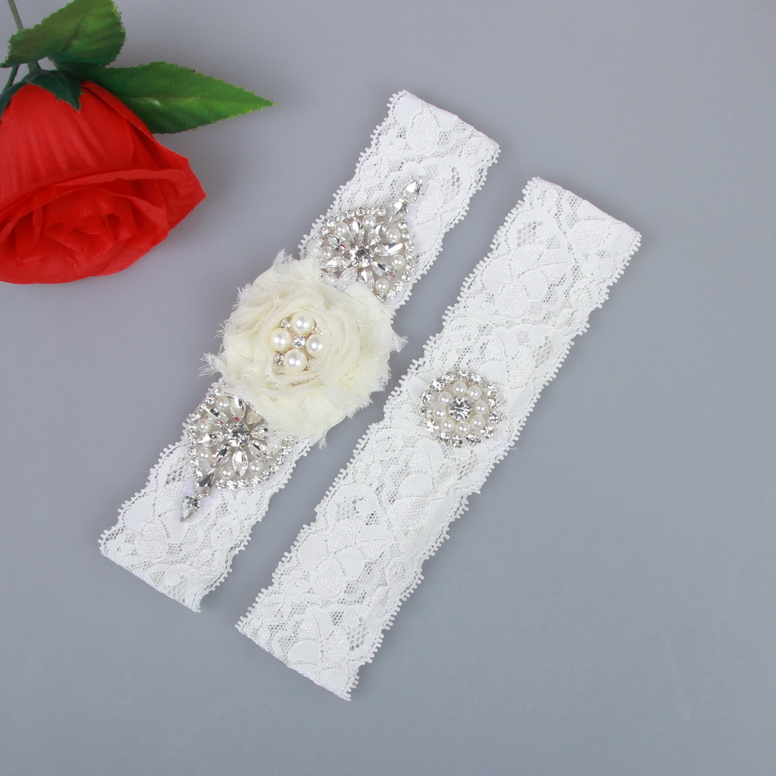 2 Pieces Set Bridal Garters Lace Wedding Belt Set Pearls Handmade Royal Blue Chiffon Flower Rhinestones Vintage Prom Gift Cheap In Stock