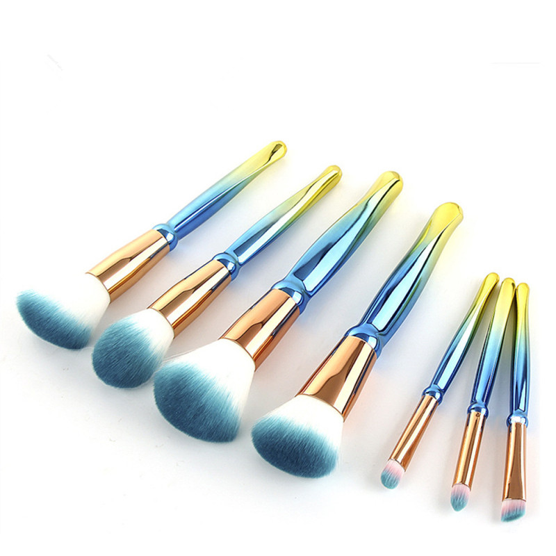 7 pcs Treasure Blue Gradient Makeup Brush Concealer Brush Eyebrow Brush Makeup Tool Complete Set 20*3cm S848
7 pcs Treasure Blue Gradient Makeup Brush Concealer Brush Eyebrow Brush Makeup Tool Complete Set 20*3cm S848