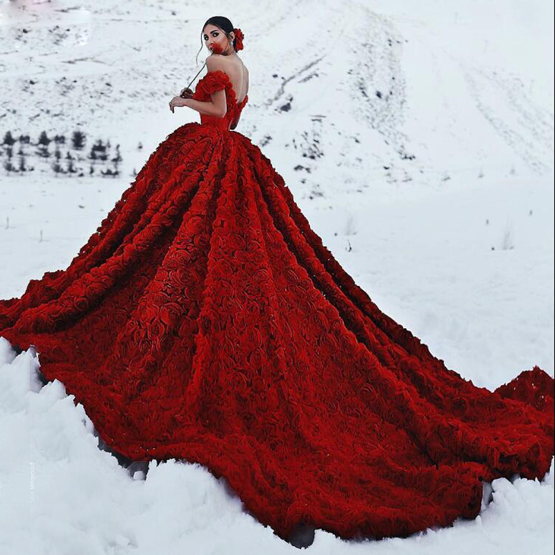 Red A-Line Gorgeous Abric Dubai Dresses Off Shoulder 3D Flowers Backless Bridal Gowns Court Train Plus Size Wedding Wear