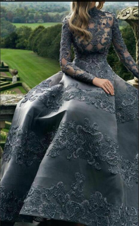 Evening dress Yousef aljasmi Kim kardashian Cap sleeve High collar Appliqued Ball gown Almoda gianninaazar ZuhLair murad, Same with picture
Evening dress Yousef aljasmi Kim kardashian Cap sleeve High collar Appliqued Ball gown Almoda gianninaazar ZuhLair murad, Same with picture