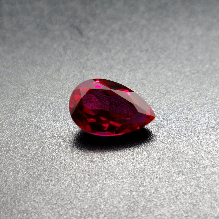 Pear Cut Good Quality 3A Grad Red Corundum Color Stone Cubic Zirconia Synthetic Loose Gemstone For Jewelry Making 100pcs/lot Factory Direct
Pear Cut Good Quality 3A Grad Red Corundum Color Stone Cubic Zirconia Synthetic Loose Gemstone For Jewelry Making 100pcs/lot Factory Direct
