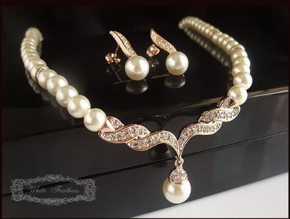 Rose Gold Bridal Jewelry Sets Cream Faux Pearl Rhinestone Crystal Diamante Wedding Necklace and Earrings, Photo
Rose Gold Bridal Jewelry Sets Cream Faux Pearl Rhinestone Crystal Diamante Wedding Necklace and Earrings, Photo