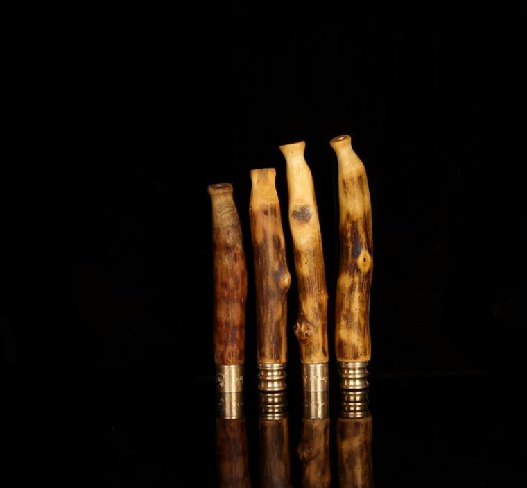 Natural modeling trumpet citrus filter cigarette holder mini portable copper head pull rod wood
Natural modeling trumpet citrus filter cigarette holder mini portable copper head pull rod wood