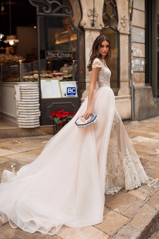 Mermaid Dresses With Detachable Skirt Short Sleeve Lace Appliques Sweep Train Country Bridal Gown Jewel Neck Plus Size Wedding Dress