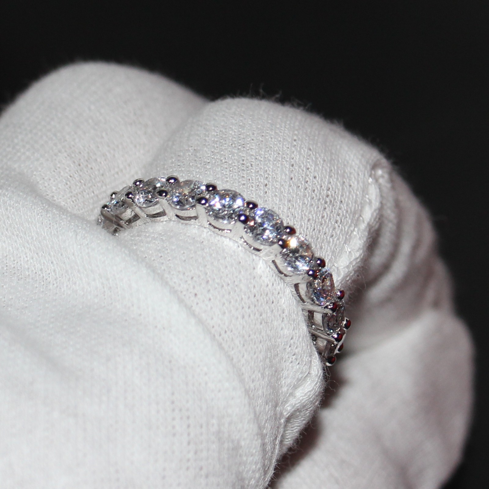 Brand Desgin Drop Shipping Luxury Jewelry 925 Sterling Silver Full 5A Cubic Zirconia Enternity Women Wedding Engagement Band Circle Ring