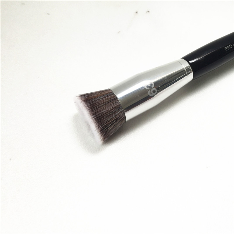 PRO Liquid Foundation #63 - Well-Like Liquid Foundation brush - Beauty Makeup Brushes Blender
PRO Liquid Foundation #63 - Well-Like Liquid Foundation brush - Beauty Makeup Brushes Blender