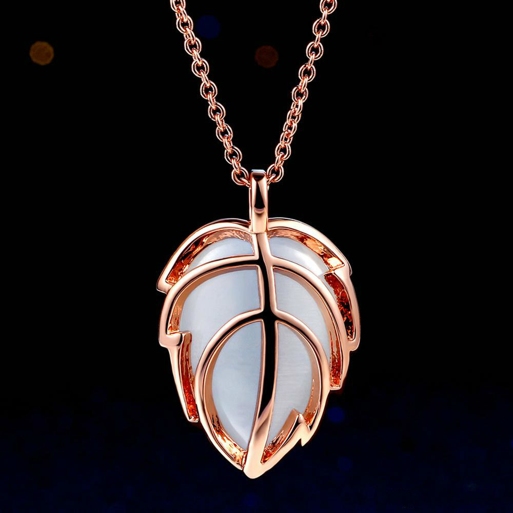 Leaf Designer Semi-Precious Opal Stone Charm Party Necklace & Pendants 18K Rose Gold Plated Wedding Jewelry Necklaces Chains For Women
Leaf Designer Semi-Precious Opal Stone Charm Party Necklace & Pendants 18K Rose Gold Plated Wedding Jewelry Necklaces Chains For Women