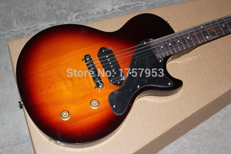 Free Shipping Factory custom shop 2015 New JUNIOR / 1958 / Sunburst / Guitar For Sale 1 14xcv
Free Shipping Factory custom shop 2015 New JUNIOR / 1958 / Sunburst / Guitar For Sale 1 14xcv