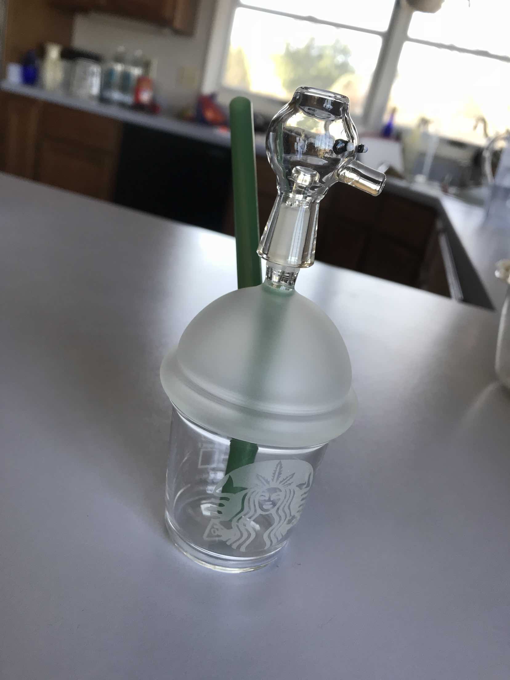 2021 cheapest tiktok hot mini starbuck glass bong Starbucks Cup glass bongs sandblasted glass pipes for smoking water bongs and nail hookah
2021 cheapest tiktok hot mini starbuck glass bong Starbucks Cup glass bongs sandblasted glass pipes for smoking water bongs and nail hookah