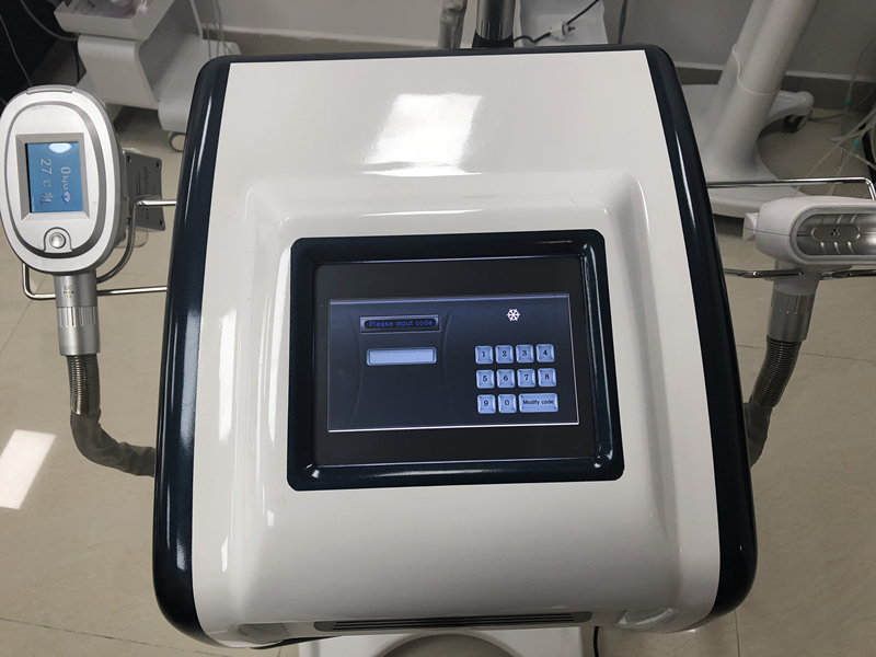 2018 hot sale professional fat freezing machine /4 cryo treatment cellulite removal with double chin handle
2018 hot sale professional fat freezing machine /4 cryo treatment cellulite removal with double chin handle