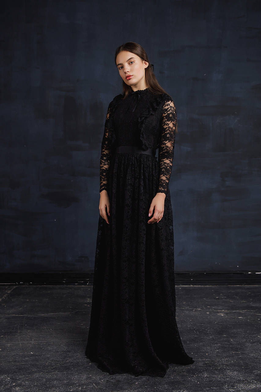 Royal Blue Lace Country Bridesmaids Dresses Jewel Neck Long Sleeves Wedding Guest Dress or Length Junior Maid Of Honor Gowns