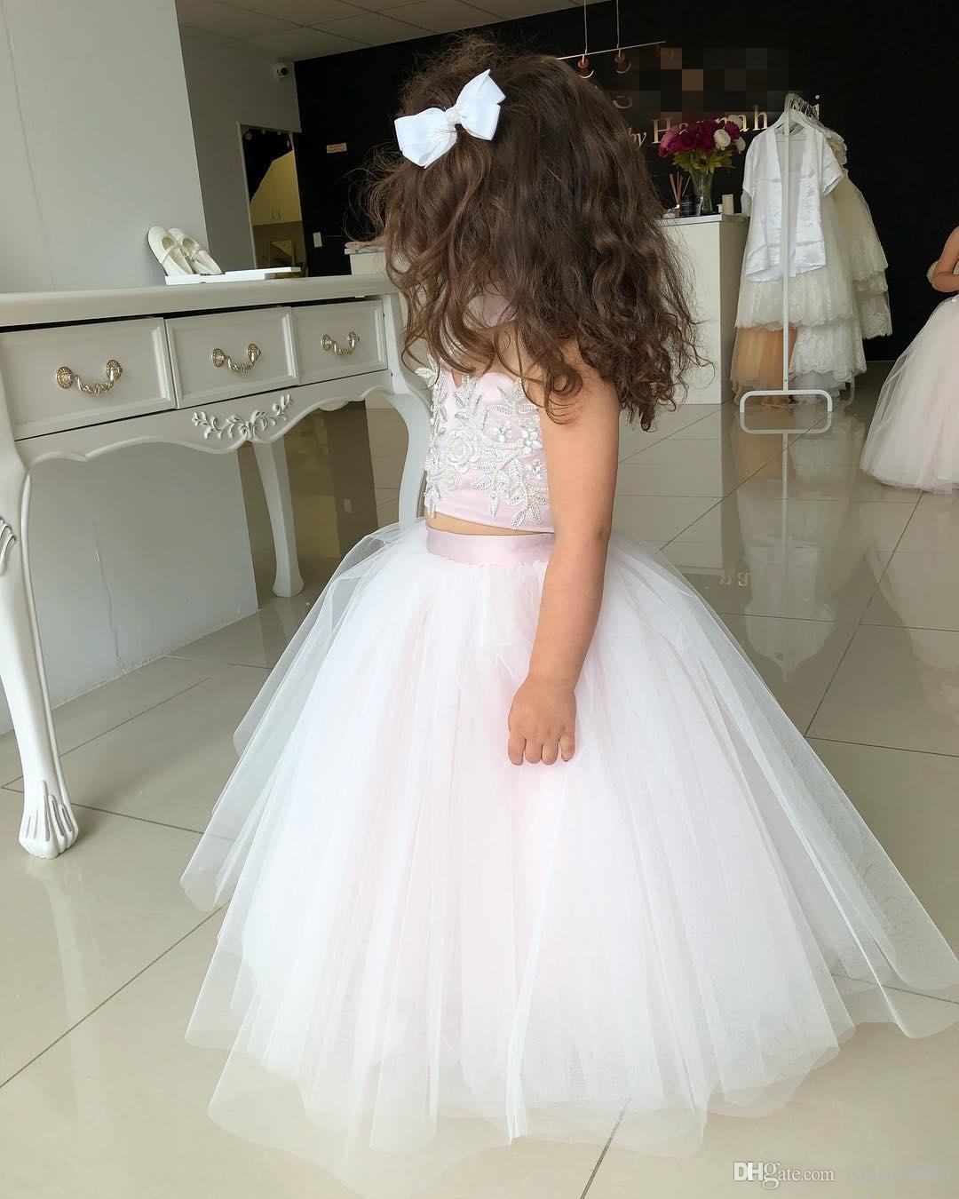White Flower Girls Dresses for Weddings Scoop Backless With Appliques and BowTulle Ball Gown Children Communion Dresses