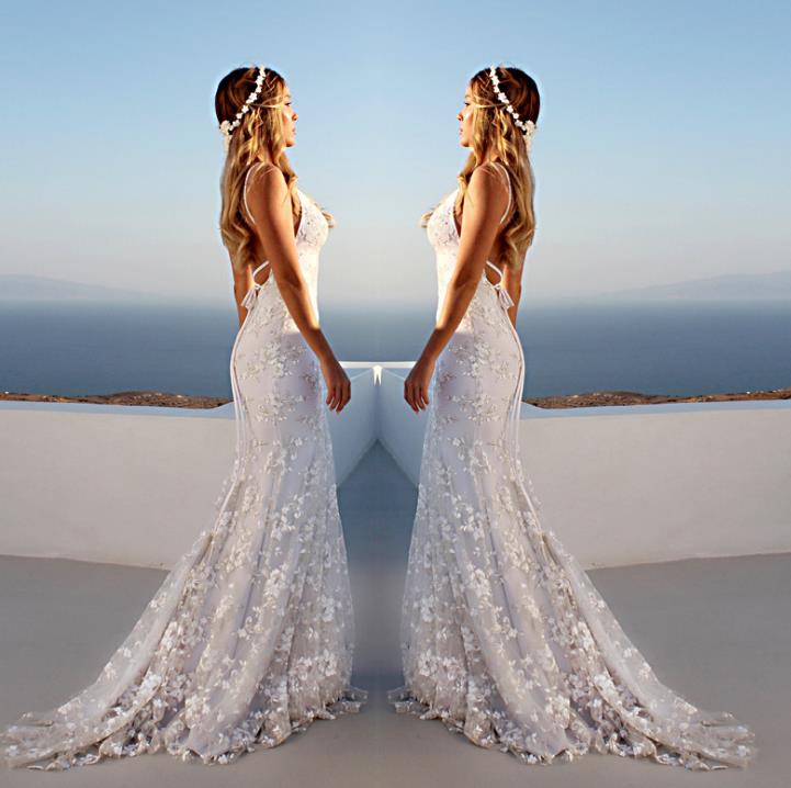 Sexy Lace Bohemian Beach Mermaid Wedding Dresses Spaghetti Straps Backless Court Train Summer Wedding Bridal Gowns