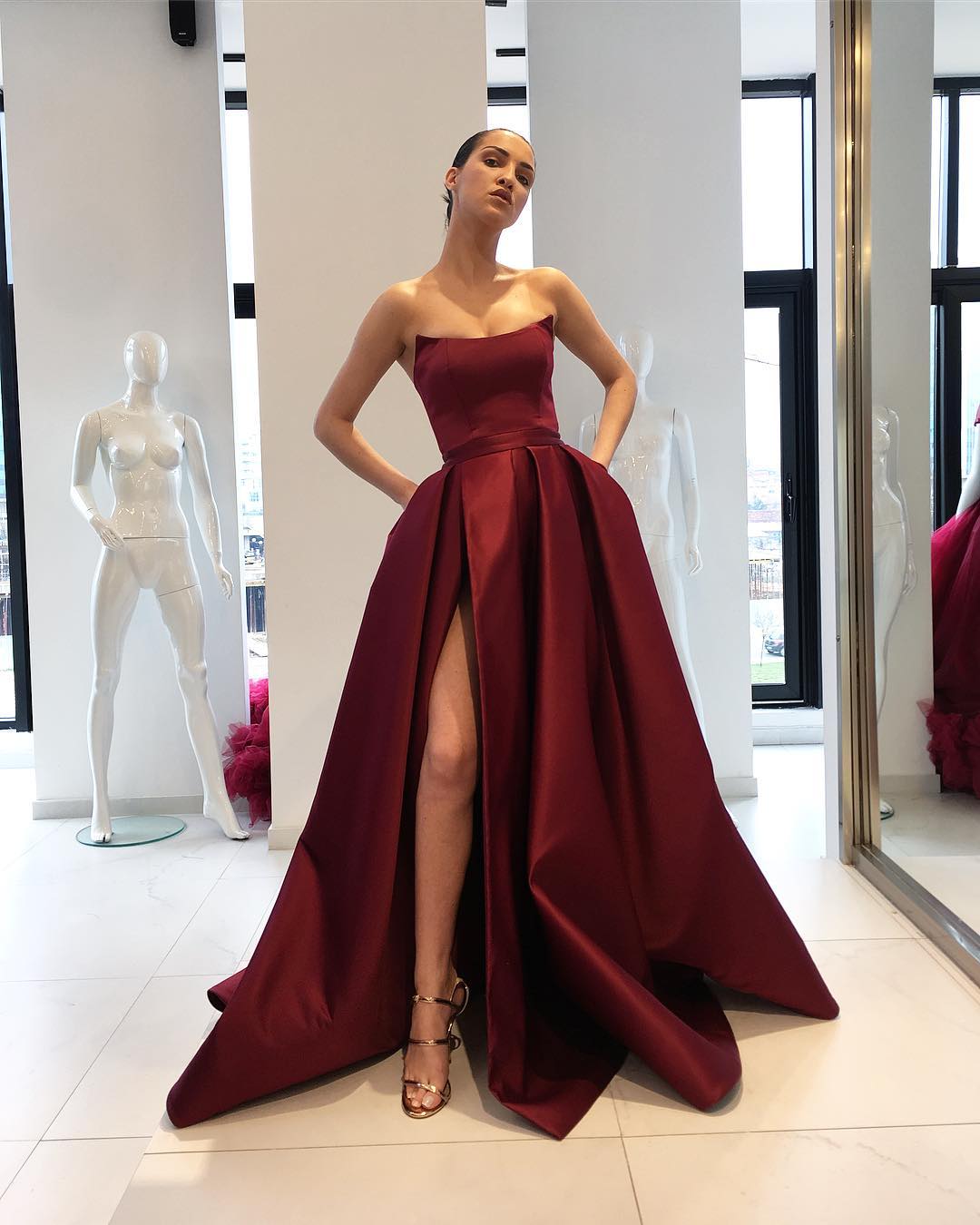 Stunning Burgundy Split Prom Dresses Strapless Neck Pleated Evening Gowns A Line Vestidos De Fiesta Sweep Train Satin Cheap Party Dress, Light purple
Stunning Burgundy Split Prom Dresses Strapless Neck Pleated Evening Gowns A Line Vestidos De Fiesta Sweep Train Satin Cheap Party Dress, Light purple