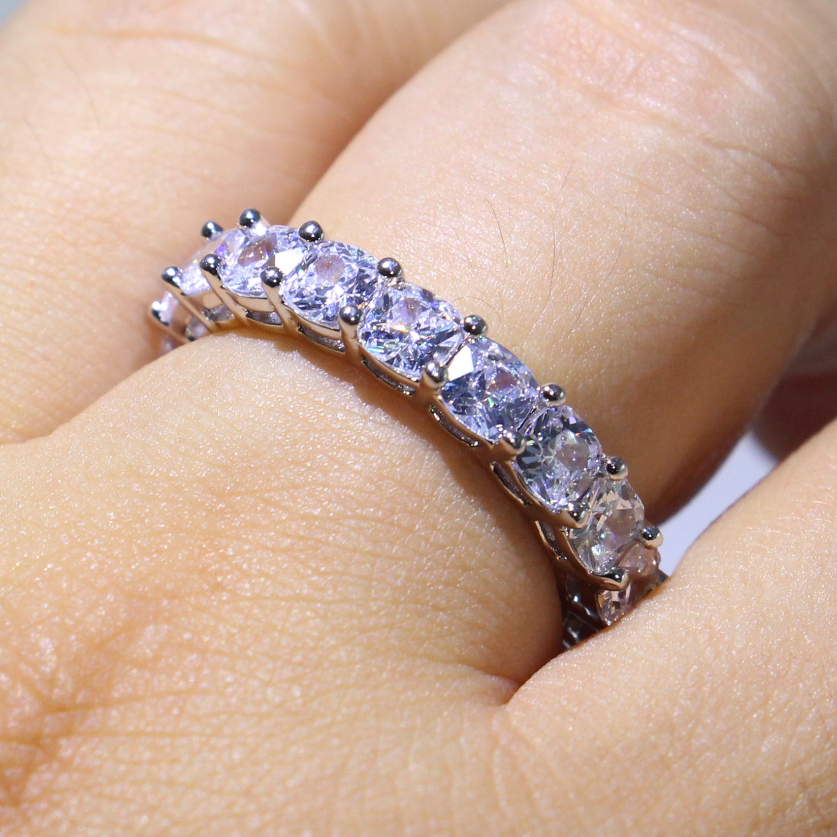 Top Selg Sterg Sier Cushion Cut White Topaz CZ Dia Stackable Eternity Women's Wedding Band Ring 9c93