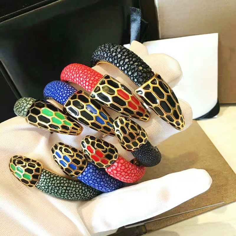 BC leather bangle 5mm stingray leather women bracelets Snake titanium steel knot charm man jewelry bileklik pulseiras dropshipping
BC leather bangle 5mm stingray leather women bracelets Snake titanium steel knot charm man jewelry bileklik pulseiras dropshipping