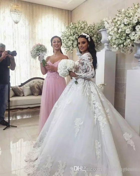 Princess Lace Ball Gown Wedding Dresses Long Sleeve Sheer Jewel Neck Lace Bridal Gowns Court Train Appliqued Plus Size Vestidos De Novia