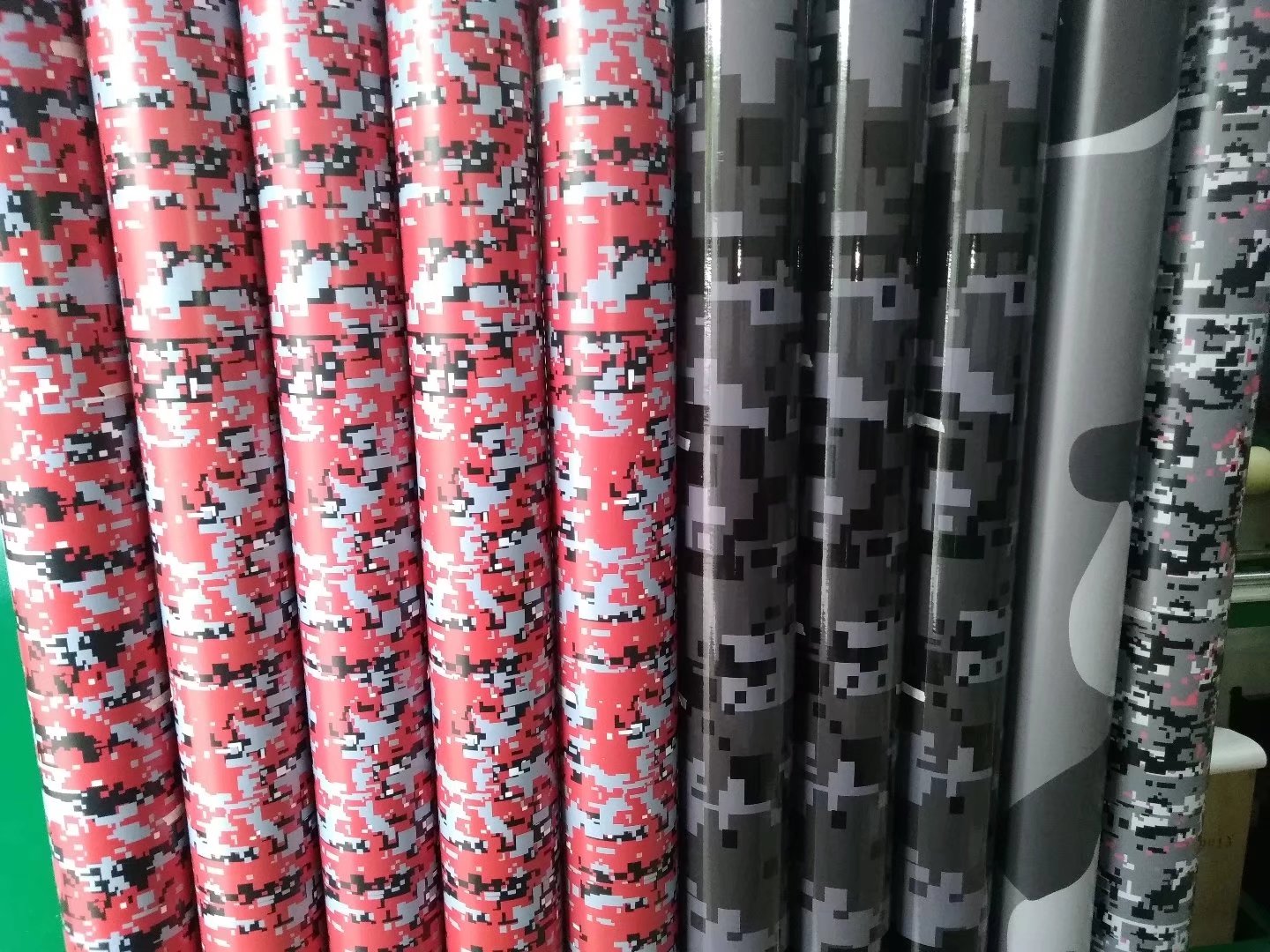 new digital Red Small print Camo Vinyl For Car Wrap With air bubble Free Printed / PAINTED Camouflage Car wrapping stickers 1.52x30m