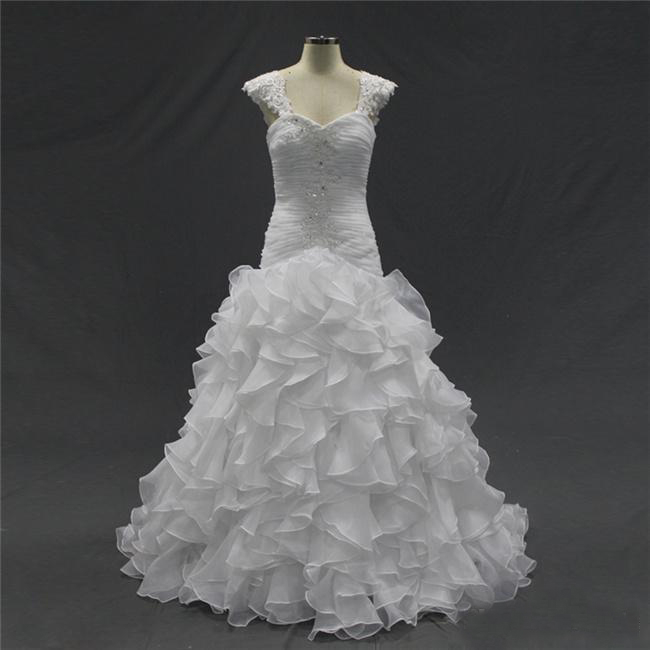 Sexy Beaded Ruffled Organza Wedding Dresses Vintage Sweetheart White Lace Applique Court Train Corset Bridal Gowns
Sexy Beaded Ruffled Organza Wedding Dresses Vintage Sweetheart White Lace Applique Court Train Corset Bridal Gowns