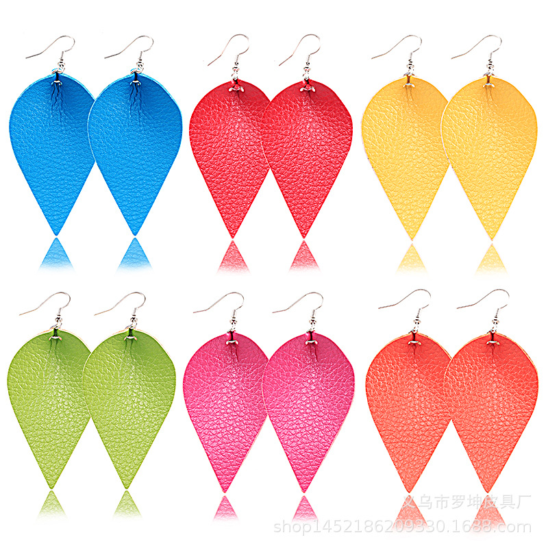 2018 new Leather heart Earrings Vintage First Layer Earrings Cowhide Glitter Sparkly Yak Pattern Large love Leaves 6.2x3.5
2018 new Leather heart Earrings Vintage First Layer Earrings Cowhide Glitter Sparkly Yak Pattern Large love Leaves 6.2x3.5