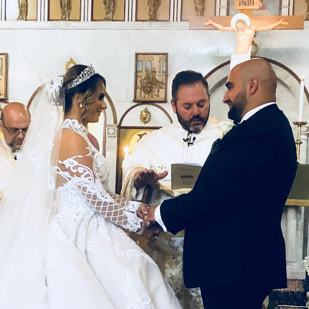 Luxury 2019 Lace Ball Gown Wedding Dresses Long Sleeves High Collar Beaded Bridal Gowns Appliqued Cathedral Train Sequined Vestidos De Novia