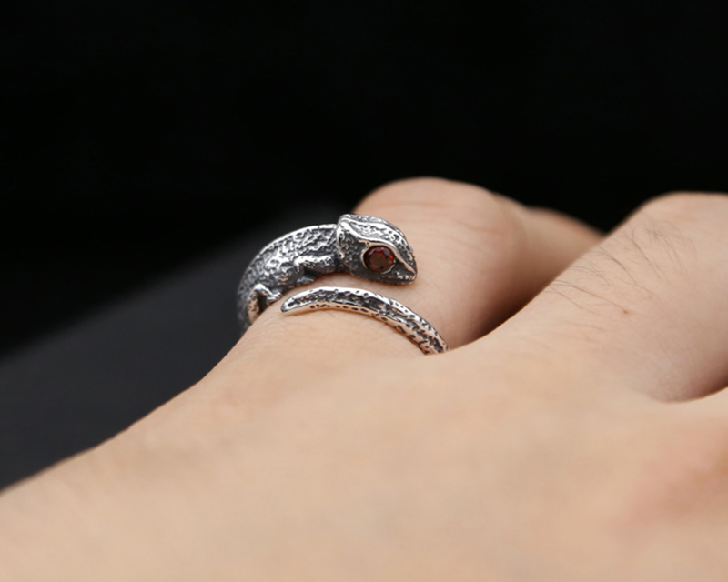 whole saleCreative 2 Colors Chameleon Ring Adjustable Lizard Tail Rings Opening 925 Sterling Silver Jewelry for Men or Women Wedding Ring
