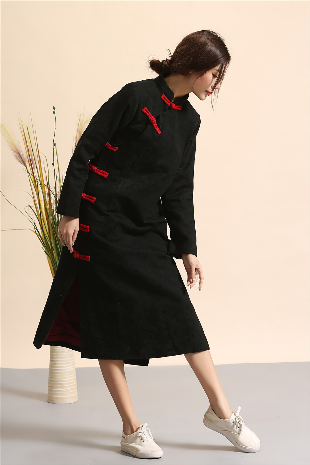 East Asian Retro style Chinese oriental Linen dresses modified cheongsam modern qipao dress female long cotton qipao dress