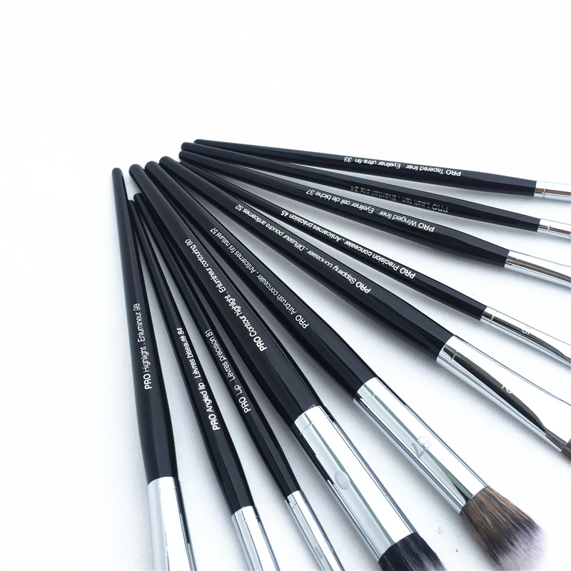 Pro EYE Makeup Tightline/Tapered/Winged Eye Liner 32/33/37 Precision/Stippling/Airbrush Concealer 45/52/57 Anlged/Lip 81/84 Beauty Cosmetic Brushes Bl