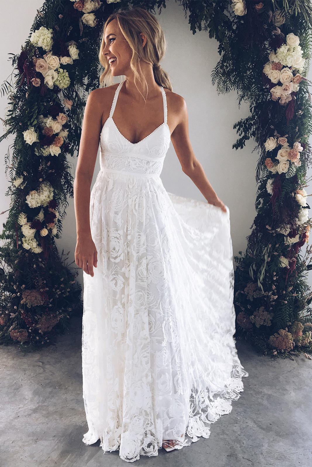 Simple A Line Beach Wedding Dresses Spaghetti Sexy Beach Country Style Lace Wedding Dress Plus Size Boho Backless Wedding Gowns