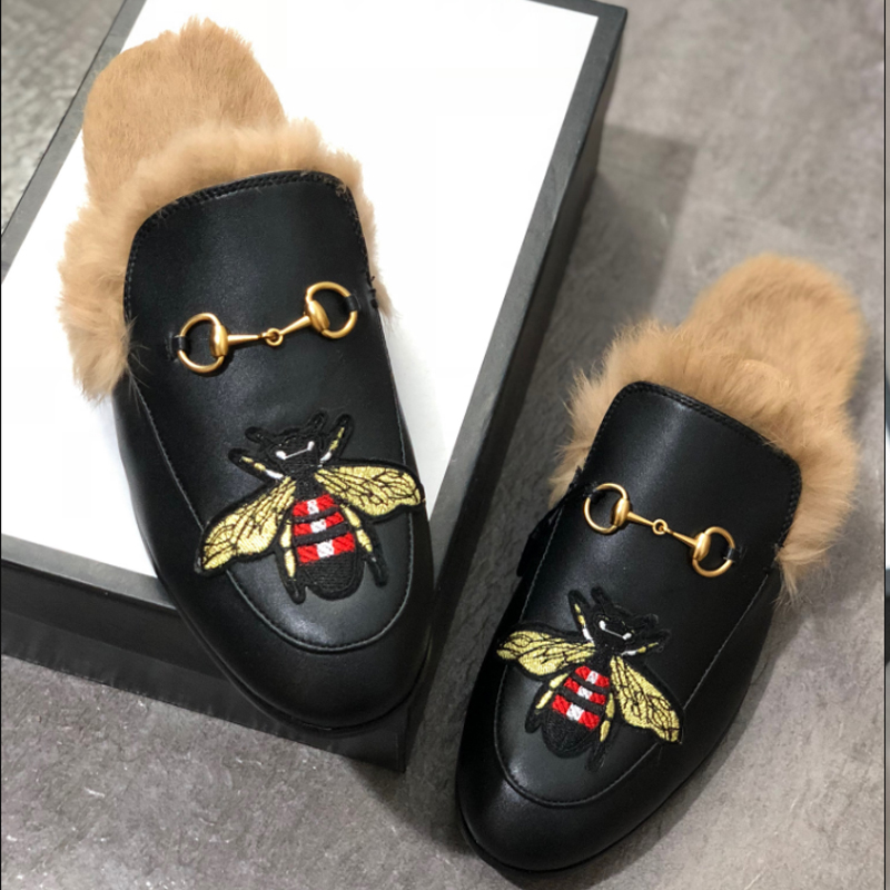 Men Fur Slippers Luxury Designer Fashion Loafers Embroidery Princetown Mules Flats Tiger Bee Snake Shoes Metal Chain Ladies Casual Flats w01, Black/tiger
Men Fur Slippers Luxury Designer Fashion Loafers Embroidery Princetown Mules Flats Tiger Bee Snake Shoes Metal Chain Ladies Casual Flats w01, Black/tiger