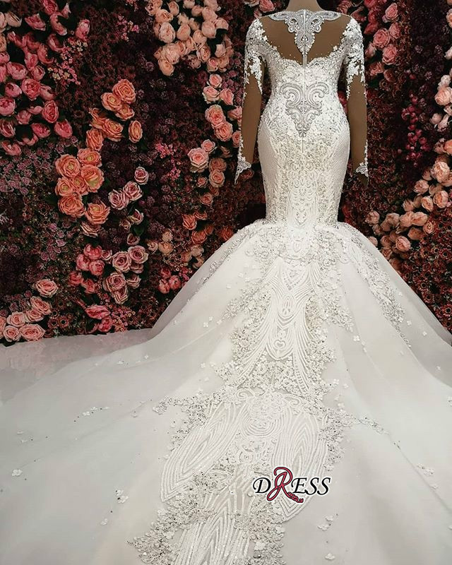 2019 Gorgeous Crystals Lace Mermaid Wedding Dress V Neck Appliques Beads Real Pictures Plus Size Wedding Dress Long Sleeve Bridal Gowns