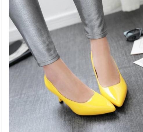 Free send 2018 Fine heel Women's spring Shallow mouth fashion High-heeled shoes, Black
Free send 2018 Fine heel Women's spring Shallow mouth fashion High-heeled shoes, Black