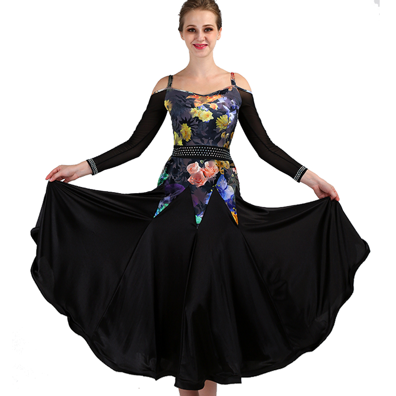 2018 Customized Ballroom Dance Competition Dresses Standard Dance Dresses Ballroom Dress Velvet D0447 Long Sleeve Rhinestones Big Hem, Colorful
2018 Customized Ballroom Dance Competition Dresses Standard Dance Dresses Ballroom Dress Velvet D0447 Long Sleeve Rhinestones Big Hem, Colorful