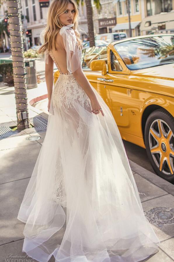 2019 Muse By Berta Bohemian Wedding Dresses Sheer Jewel Neck Illusion Lace Boho Wedding Gowns Applique Backless Beach Bridal Dress With Bow