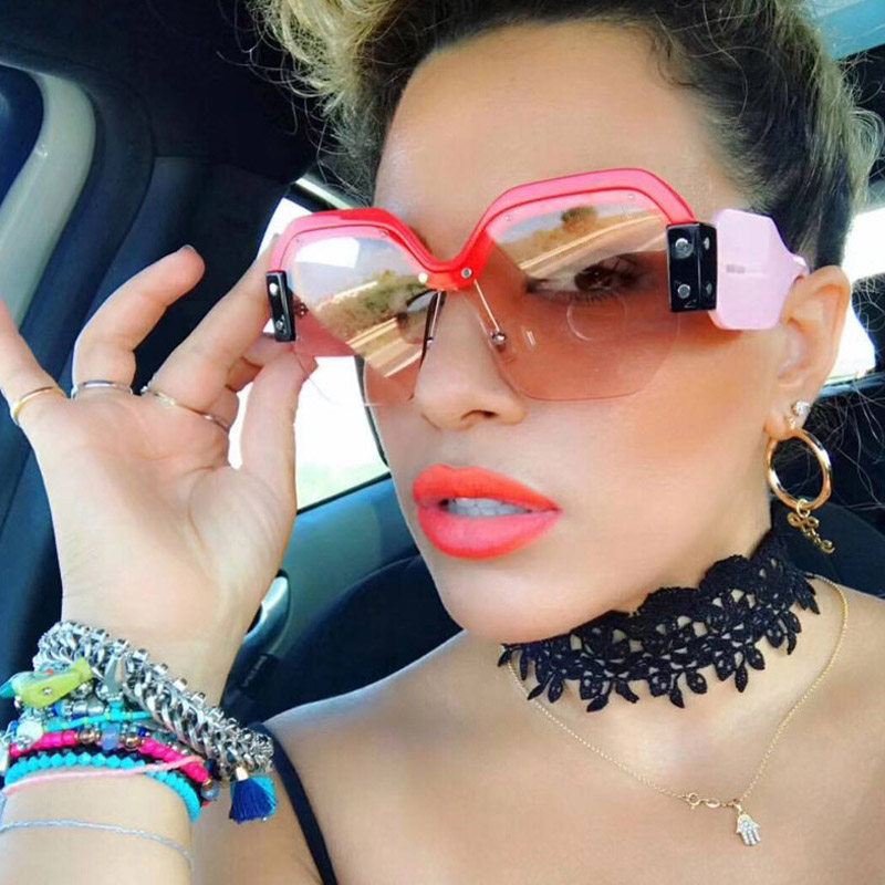 Sexy Rimless Oversized Sunglasses Women Vintage 2018 Red Pink Sun Glasses For Female Rivet Big Frame Male Shades, White;black
Sexy Rimless Oversized Sunglasses Women Vintage 2018 Red Pink Sun Glasses For Female Rivet Big Frame Male Shades, White;black