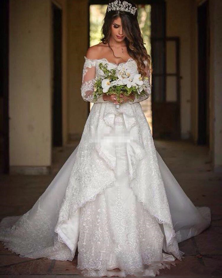 Country Lace New Wedding Dress Off Shoulder Long Sleeves Applique Tiered Court Train Bridal Dresses Gowns es