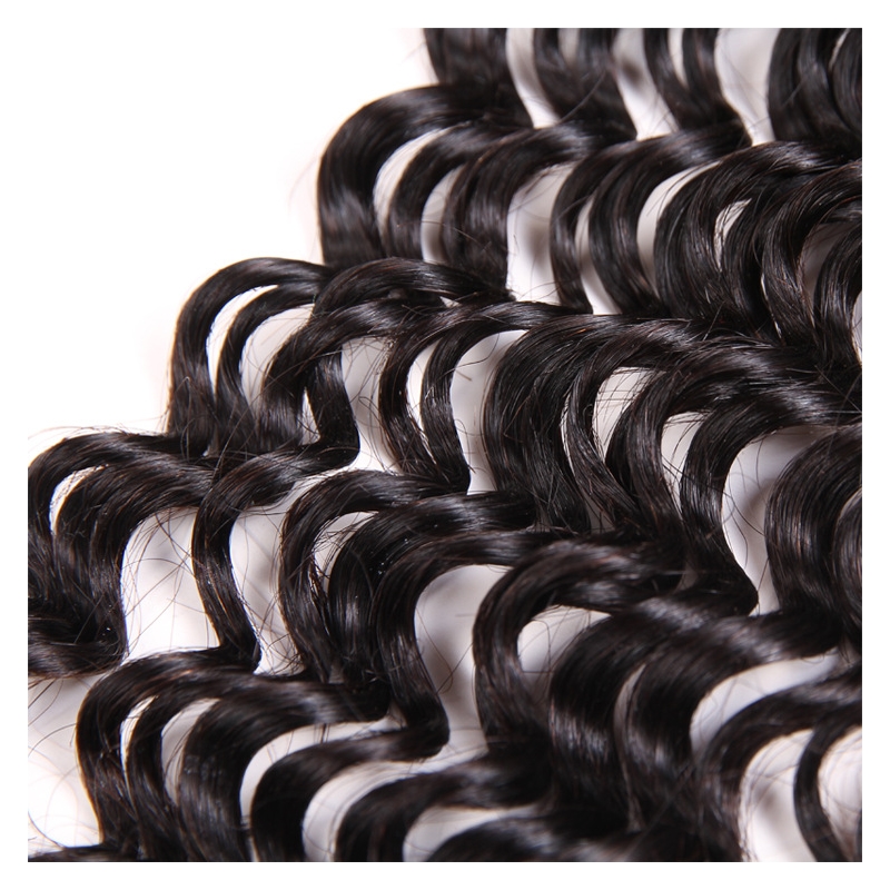Peruvian Human Hair Bundles With 4X4 Lace Closure Baby Hair Extensions 4 Bundles With Closure Water Wave Natural Color 8-28inch