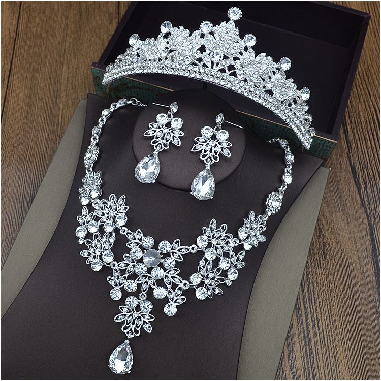 Silver Tiaras Crowns for Wedding Hair Jewelry Neceklace Earring Cheap Wholesale Fashion Girls Evening Prom Party Dresses Accessories