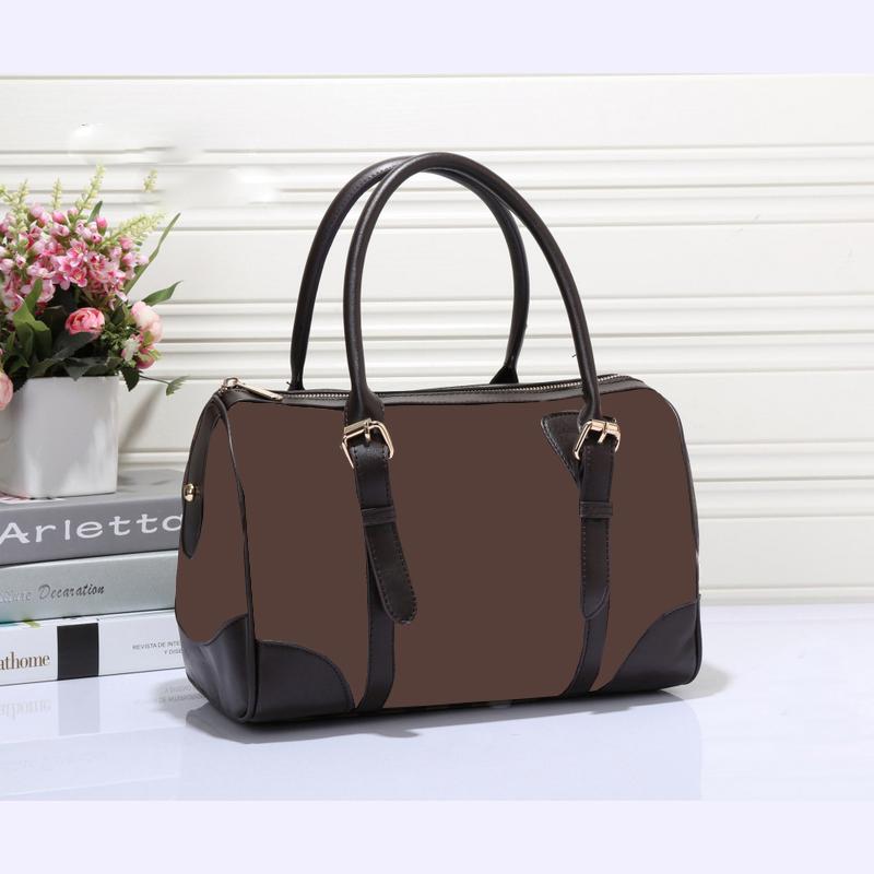 2014NEW high quality Classic Leather black gold silver chain hot sell new women bags handbags shoulder bags tote bags messenger #3356, Brown flower
2014NEW high quality Classic Leather black gold silver chain hot sell new women bags handbags shoulder bags tote bags messenger #3356, Brown flower