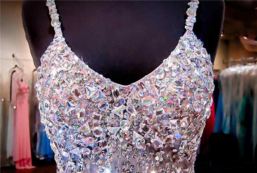 Lilac Bling Mermaid Prom Dresses Sweetheart Beading Crystal Criss Cross Backless Sweep Train Spaghetti Straps Evening Wear Party Gowns