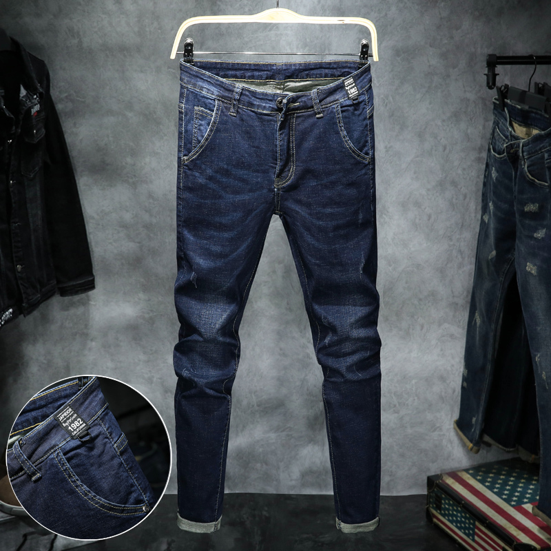 2018 Spring New Korean Style Men's Fashion Casual Blue Color Jeans Tide Small Straight Leg Full Length Pants Male Trousers 28-34
2018 Spring New Korean Style Men's Fashion Casual Blue Color Jeans Tide Small Straight Leg Full Length Pants Male Trousers 28-34